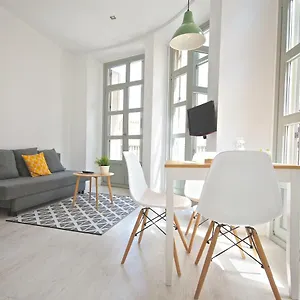 Malagaurbanrooms - City View Малага
